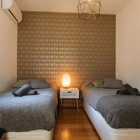 Casa Riad With Spacious Patio - Tcm * Málaga